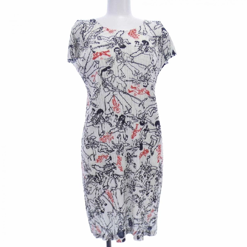 【Mã giảm giá】Đầm PLEATS PLEASE 650209