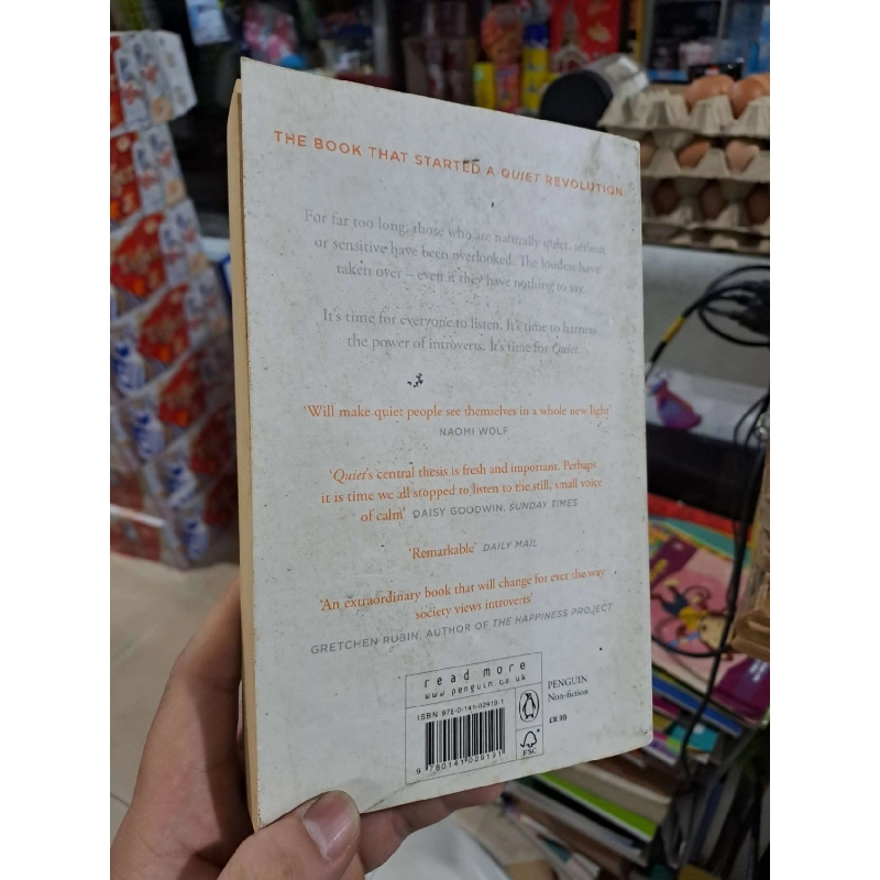 Quiet (The Power Of Introverts In A World That Can't Stop Talking) - Susan Cain - mới 80% bẩn ố - KỸ NĂNG - HCM3012 924553
