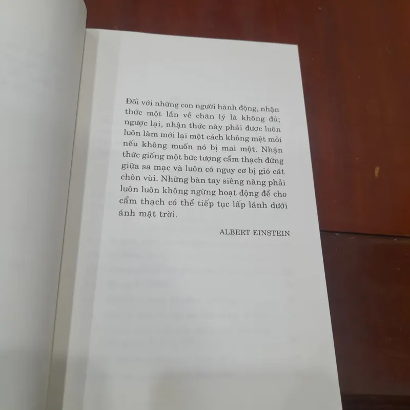 Albert Einstein - THUYẾT TƯƠNG ĐỐI HẸP và RỘNG (viết cho đại chúng) 707218