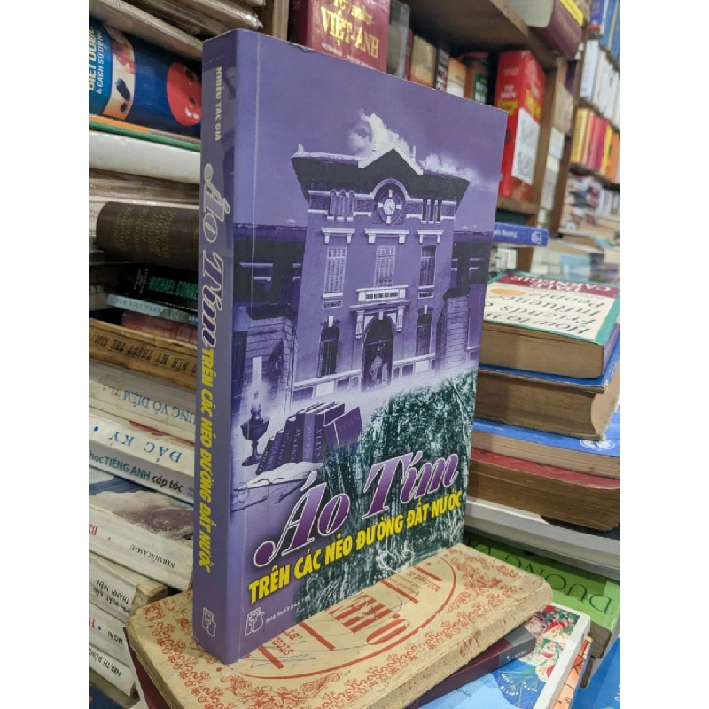 Áo tím trên các nẻo đường đất nước 975051