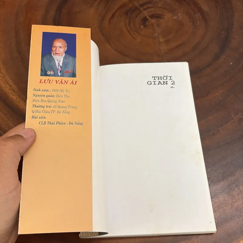 II Thơ: Thời Gian 2 - Lưu Văn Ái - 2011 999272