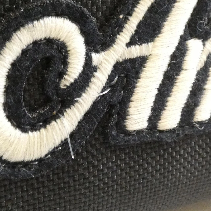 Túi đeo hông Gucci 477085 K1NTX 608407