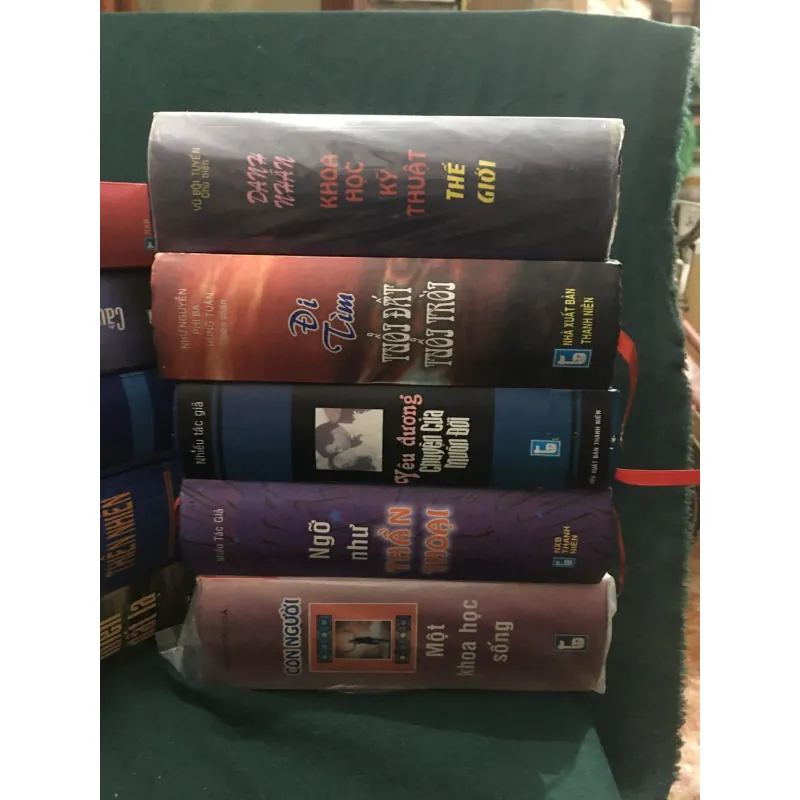 Bộ 10 cuốn khoa học của nxb Trẻ kỷ niệm 45 năm 958223