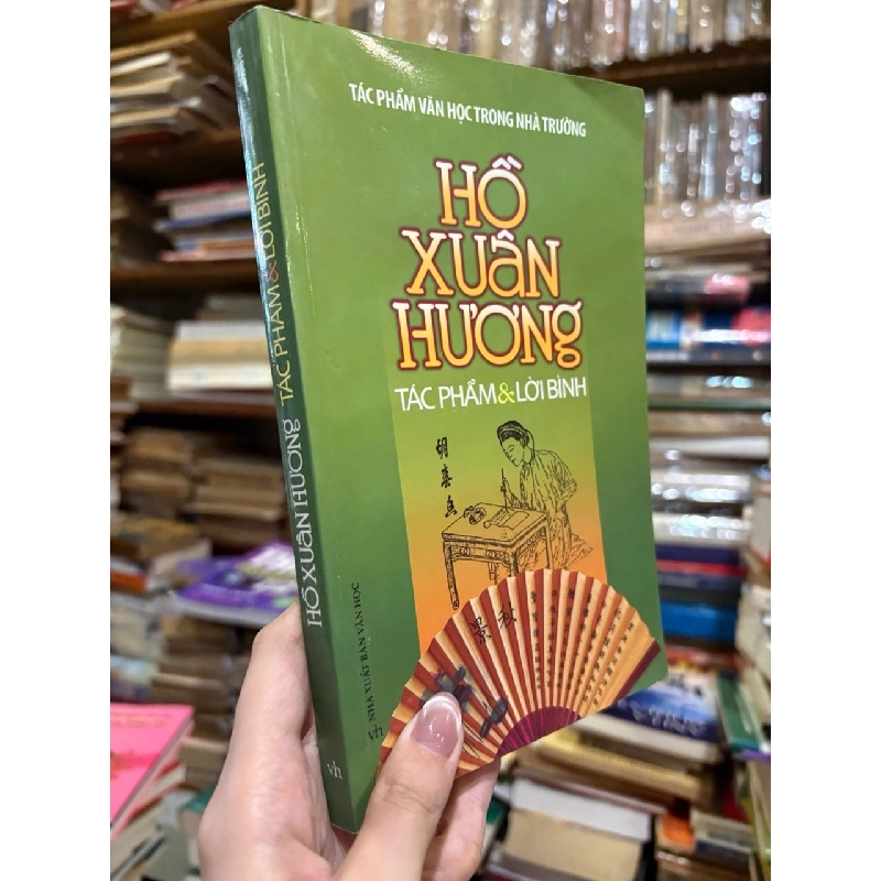 Hồ Xuân Hương - tác phẩm và lời bình 129037