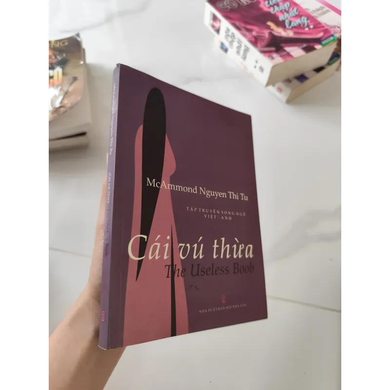 Cái vú thừa - The Useless Boob 559291