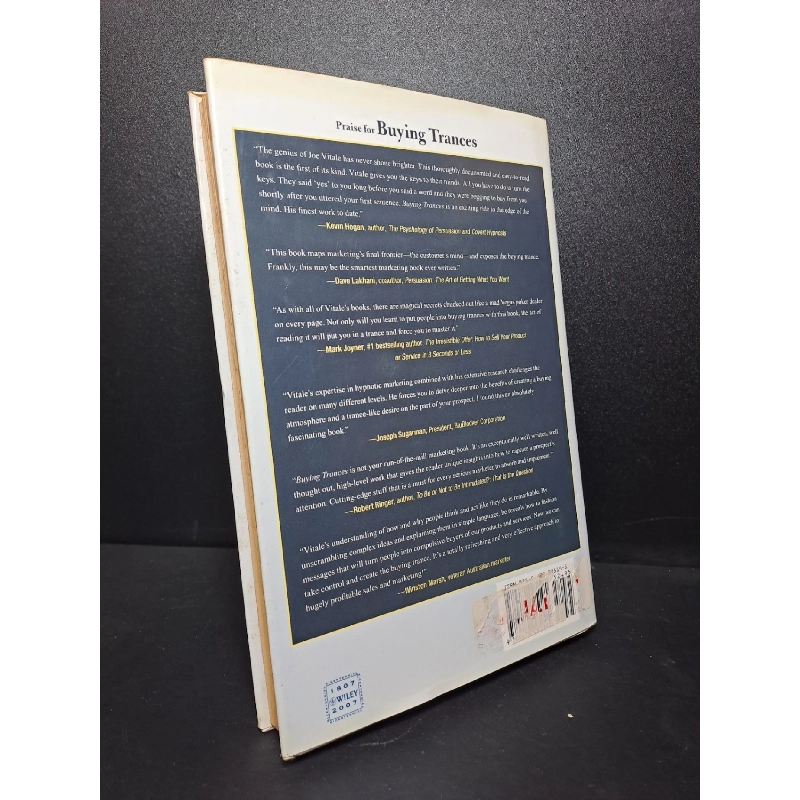 Buying trances a new psychology of sales and marketing mới 70%, bìa cứng, có áo bìa ố vàng 2007 HCM.TN0210 912331