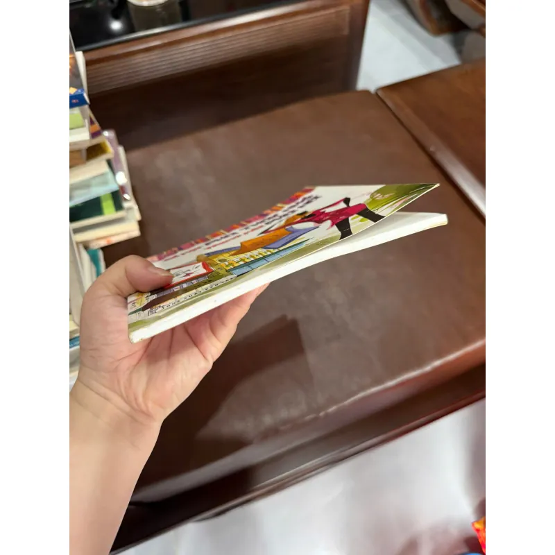 Có Một Phù Thủy Nhỏ Trong Mỗi Phụ Nữ – Khám Phá Sức Mạnh Tiềm Ẩn Bên Trong- K4 1029378