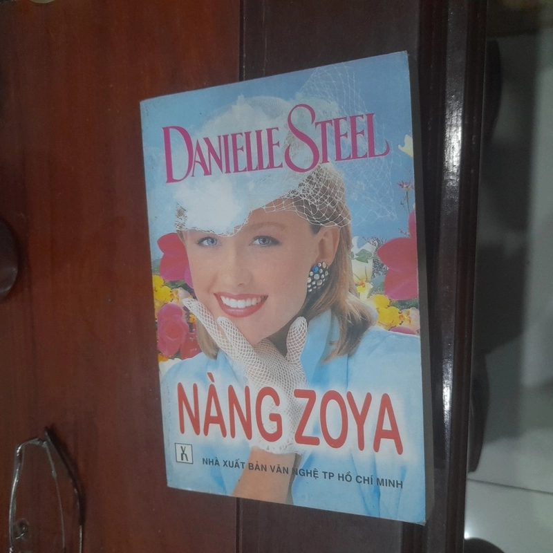 Danielie Steel - Nàng ZoYa (tiểu thuyết) 199352