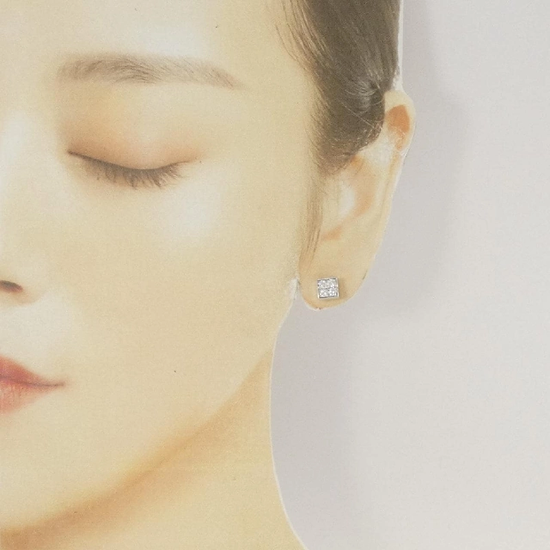 Bulgari Lucia Bông tai - Hàng hiệu Authentic 845167