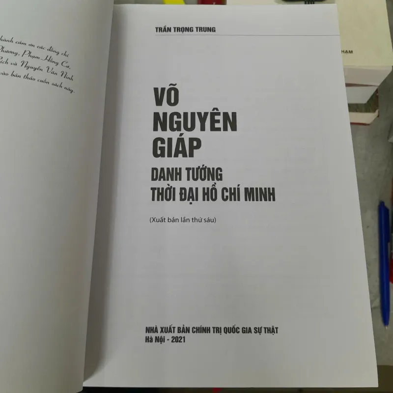 VÕ NGUYÊN GIÁP DANH TƯỚNG THỜI ĐẠI HỒ CHÍ MINH - TRẦN TRỌNG TRUNG 1021846