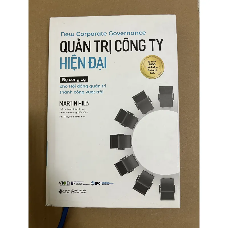 Quản Trị Công Ty Hiện Đại - Bìa cứng, có áo sách 1024127