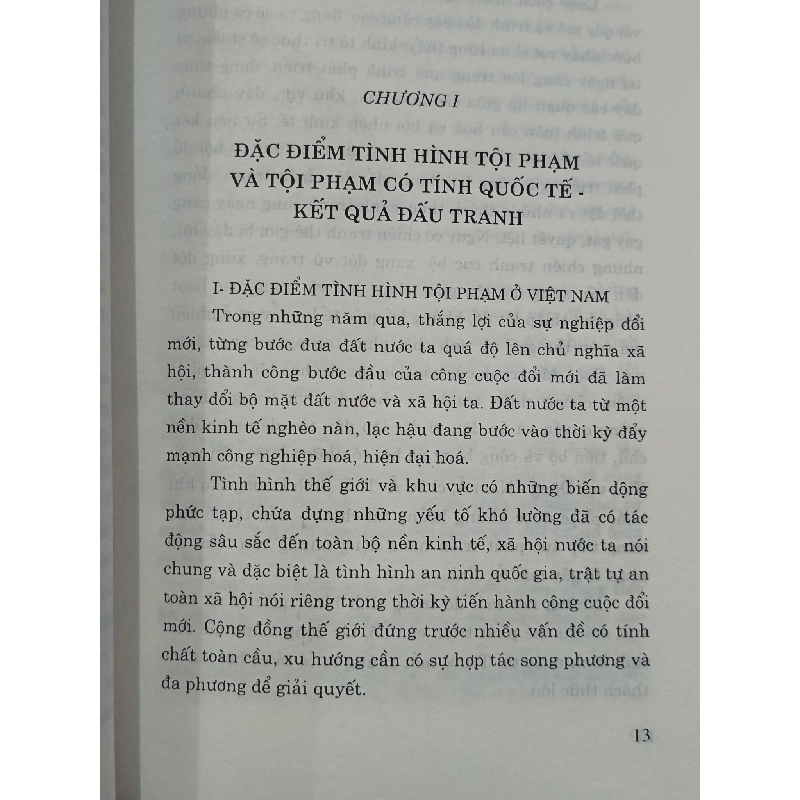 Dẫn độ tội phạm, tương trợ pháp lý về hình sự và chuyển giao phạm nhân quốc tế trong phòng chống tội phạm - PGS. TS. Nguyễn Xuân Yêm 782544