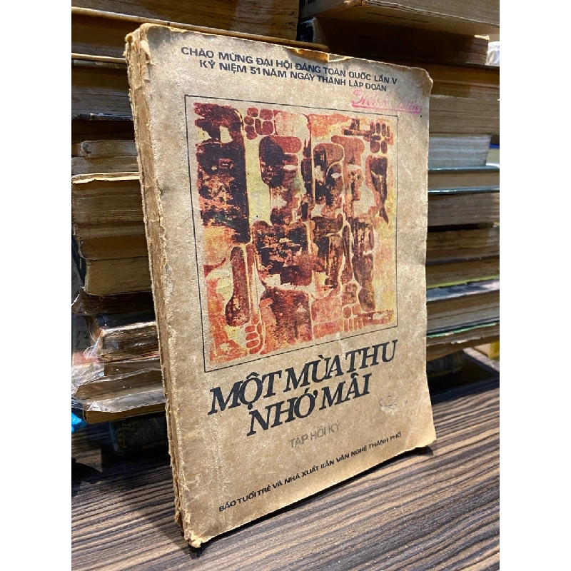 Một mùa thu nhớ mãi (tập hồi ký) 1036978