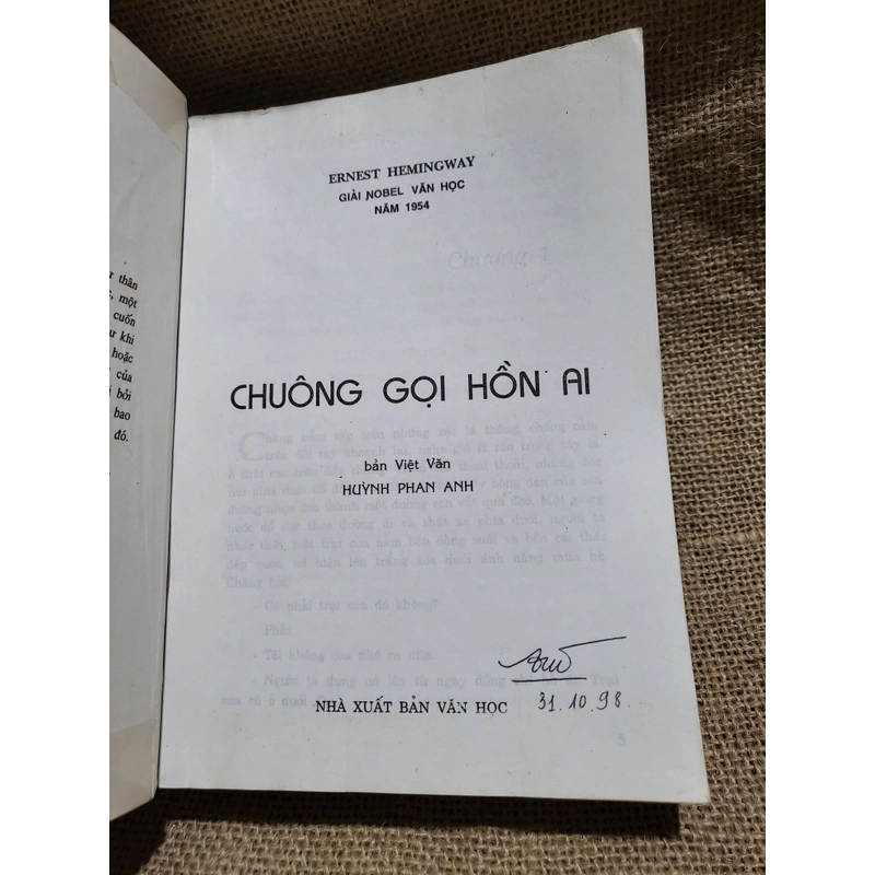 Hương gọi hồn ai _tiểu thuyết của Hemingway ;Huỳnh Phan Anh dịch 302615