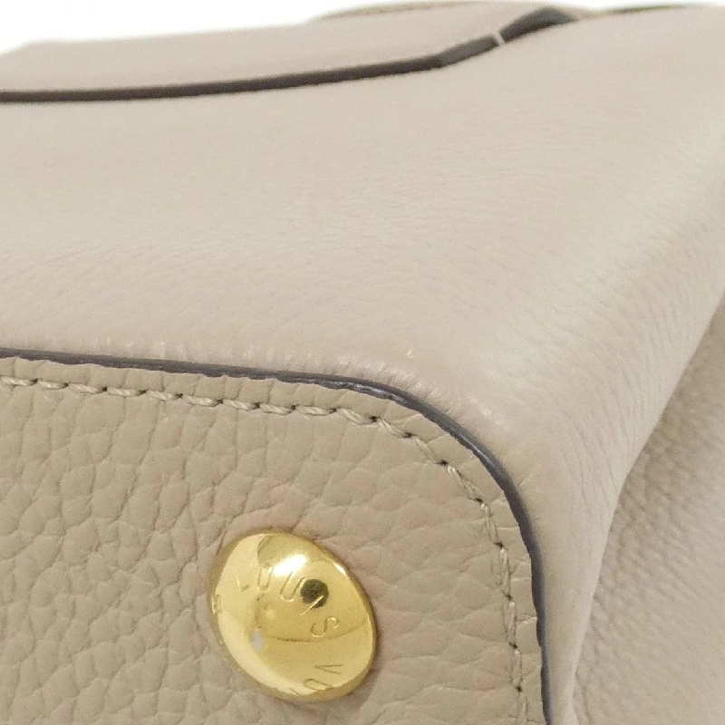 Túi Louis Vuitton Capucines BB M94634 614555