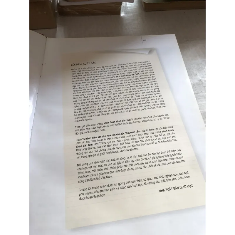 Từ điển hiện vật văn hoá các dân tộc Việt Nam 785020