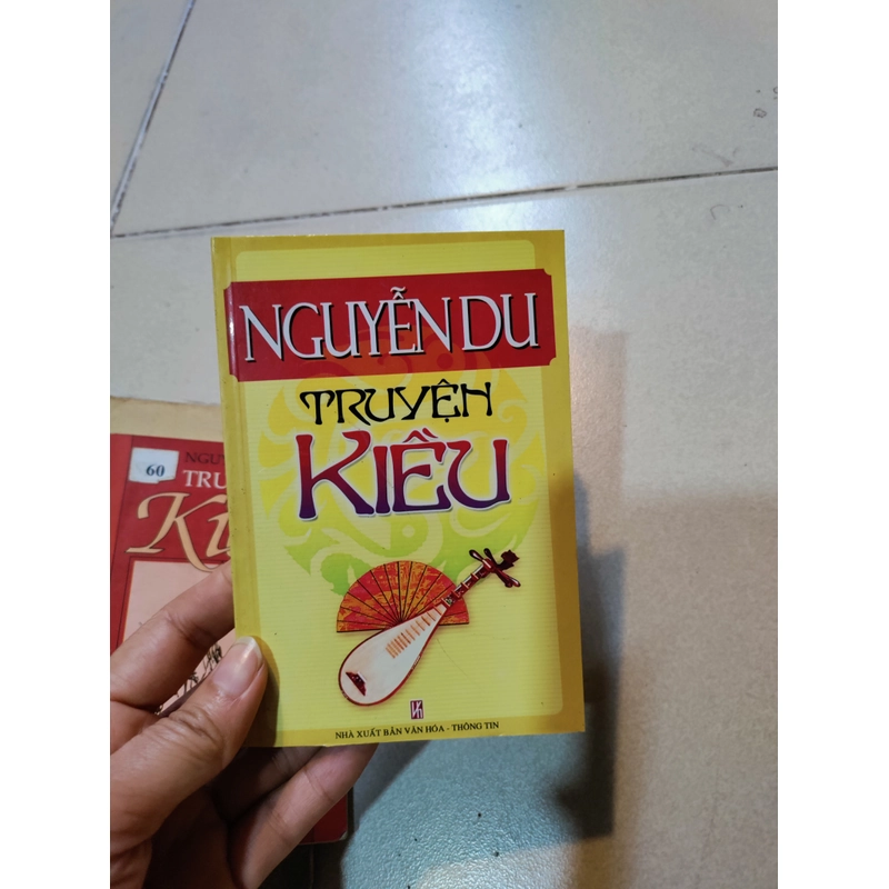 18 cuốn sách về Truyện Kiều của Nguyễn Du 444677