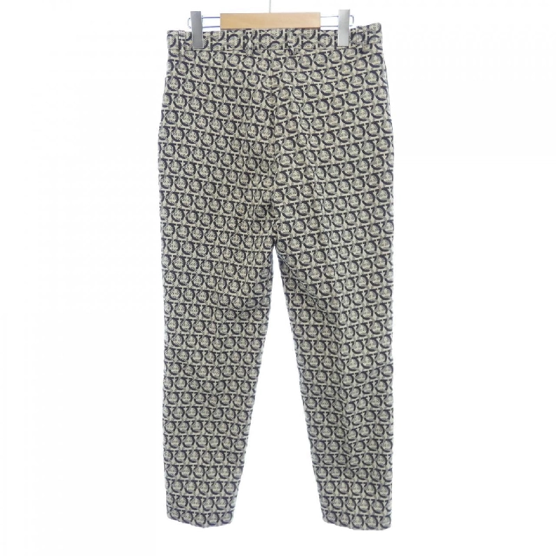 Quần SALVATORE FERRAGAMO - Hàng hiệu Authentic 890660