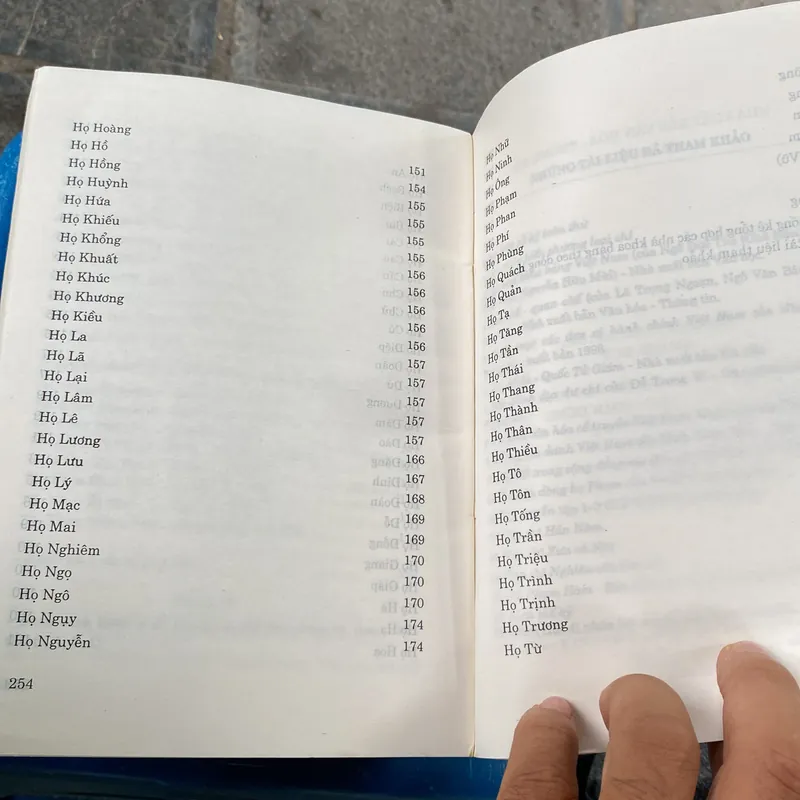 CÁC VỊ TRẠNG NGUYÊN, BẢNG NHÃN, THÁM HOA QUA CÁC TRIỀU ĐẠI PHONG KIẾN VIỆT NAM (XB 1999) 558619
