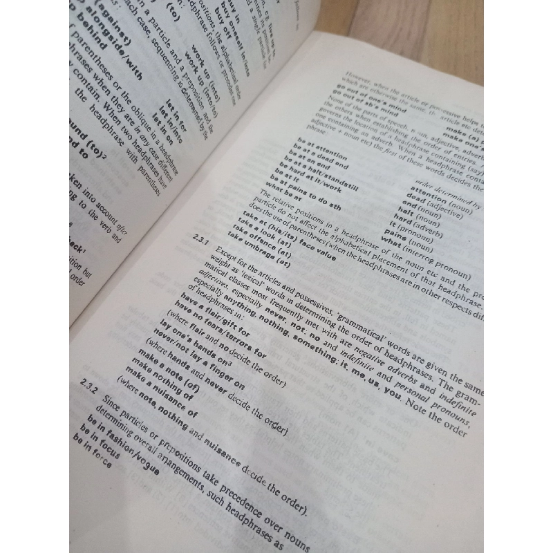 Oxford dictionary of current idiomatic English 563487