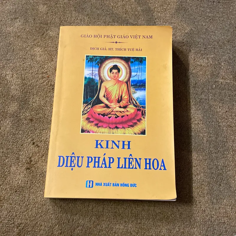 Kinh Diệu Pháp Liên Hoa- Dịch Giả: HT. Thích Tuệ Hải 689175