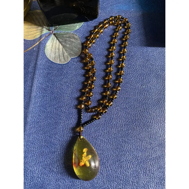 Vòng cổ hổ phách 931418