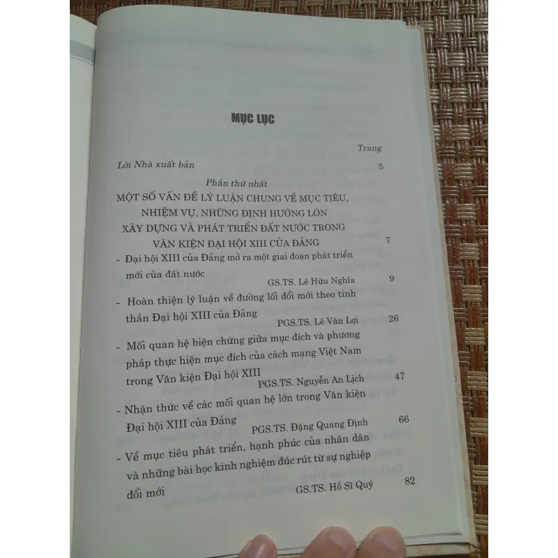 NHỮNG VẤN ĐỀ LÝ LUẬN VÀ THỰC TIỄN MỚI... 933277