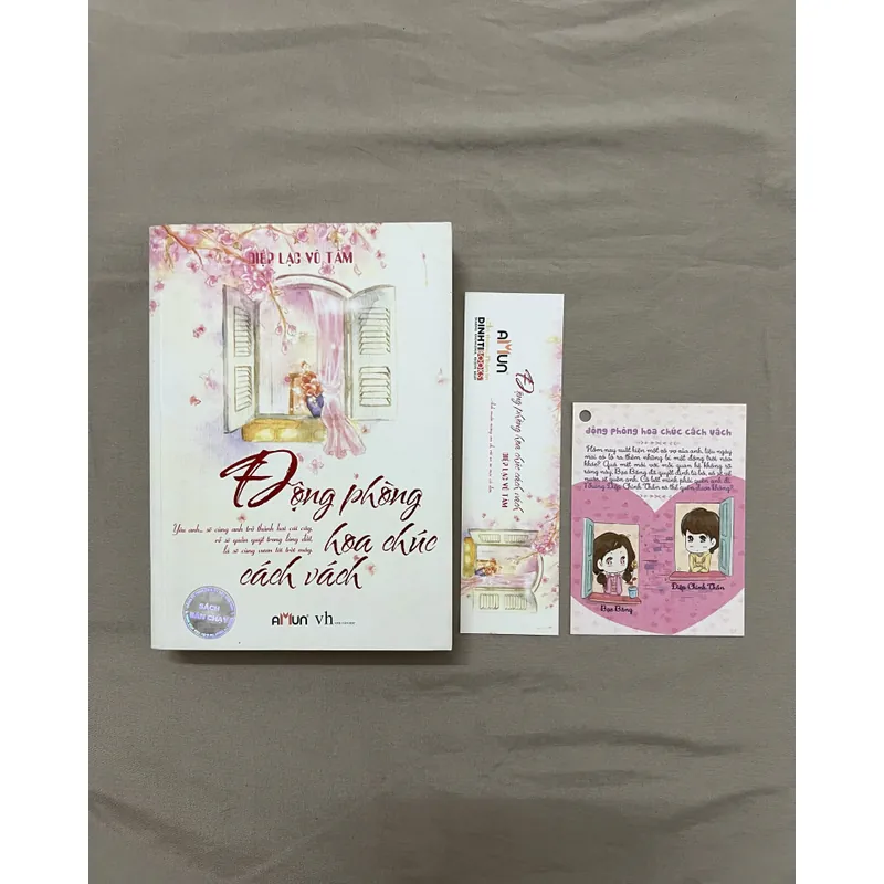 ĐỘNG PHÒNG HOA CHÚC CÁCH VÁCH (Kèm Postcard + Bookmark) - Diệp Lạc Vô Tâm 575514