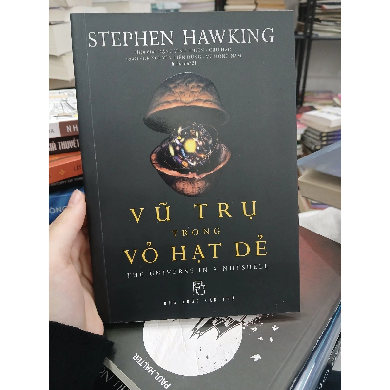 Vũ trụ trong vỏ hạt dẻ 797211