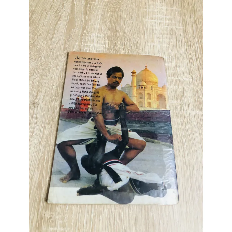 SỔ TAY VÕ THUẬT VÕ THUẬT VỚI CÁC NGÔI SAO 297666