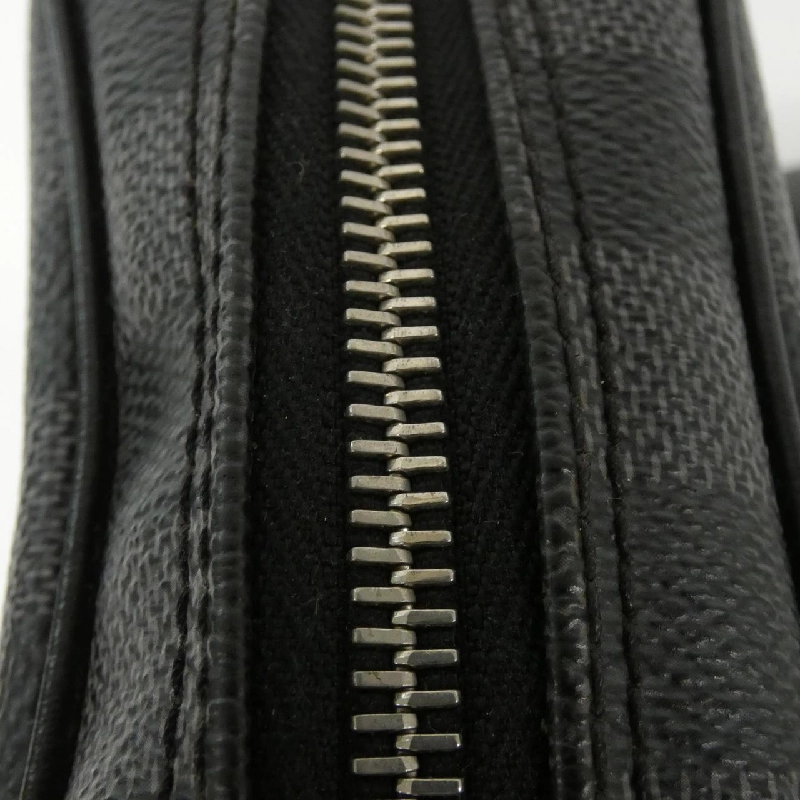 Túi đeo vai Louis Vuitton Damier Graphite Rem N41446 609012