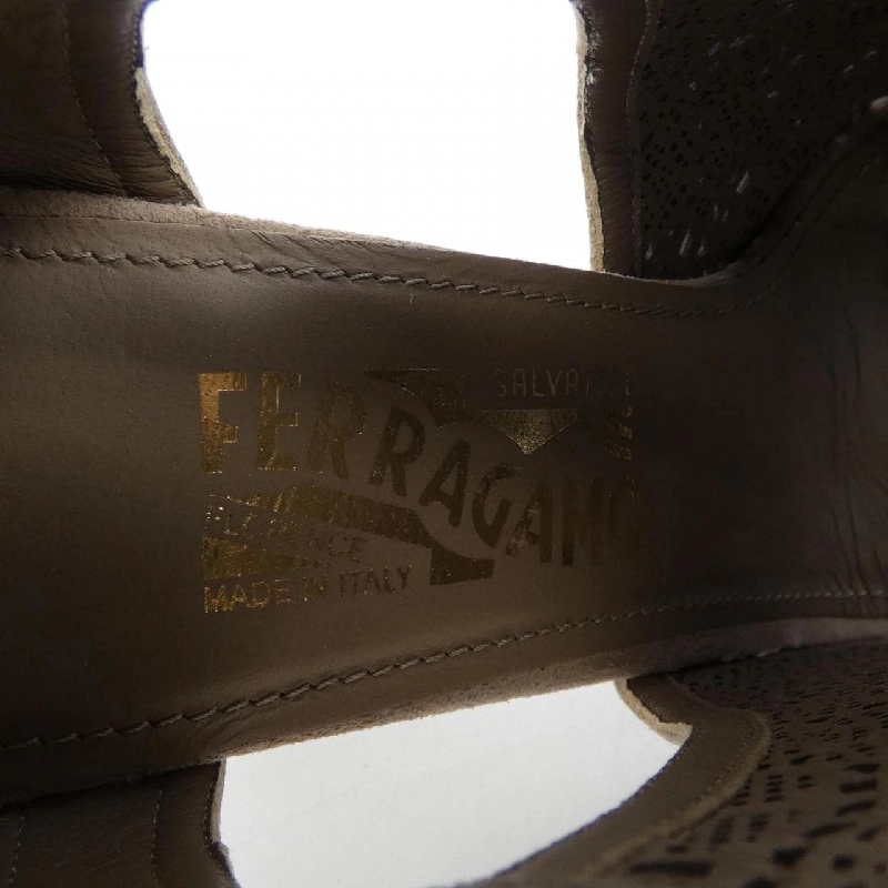 Giày SALVATORE FERRAGAMO - Hàng hiệu Authentic 828679