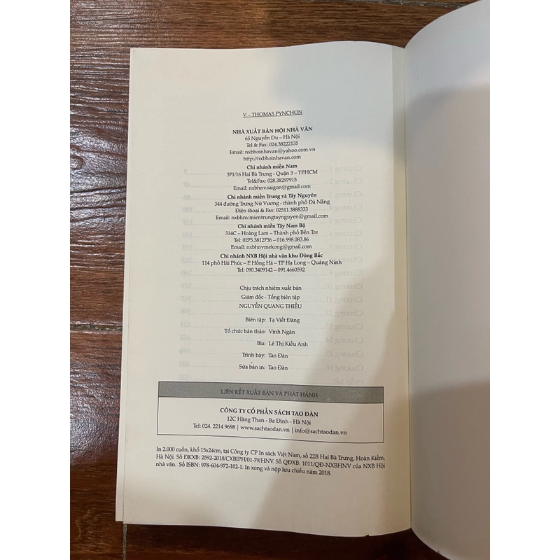 Tiểu thuyết V. – Thomas Pynchon (9) 455211