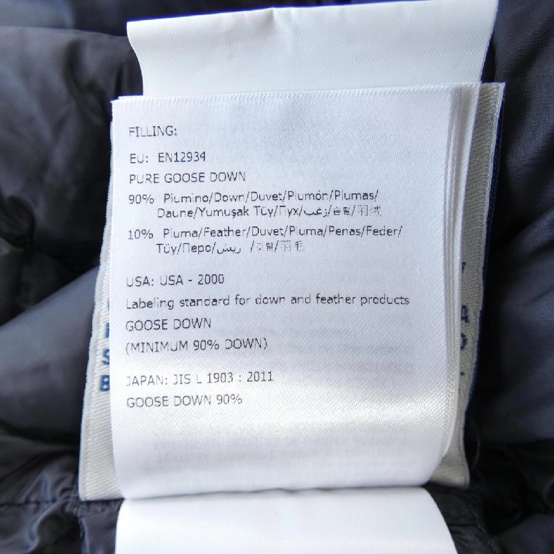 Áo khoác lông vũ MONCLER 635616