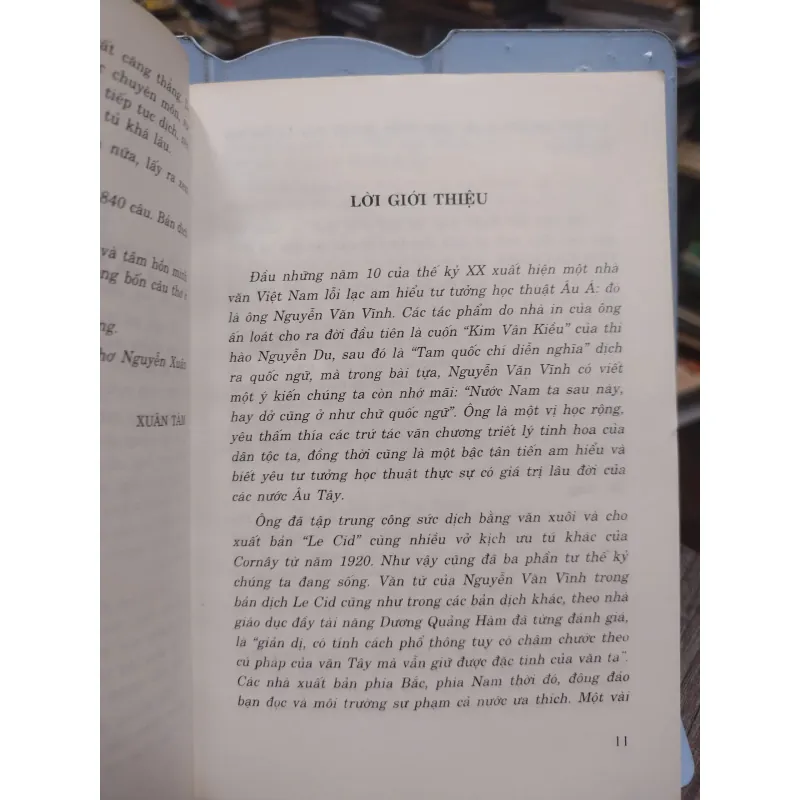Sách: Lơ xít  - Tác giả: Pierre Corneilie (A3) 597327