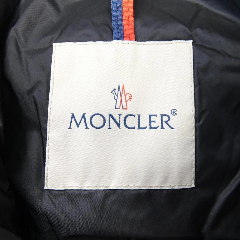 Áo khoác lông vũ MONCLER 640152
