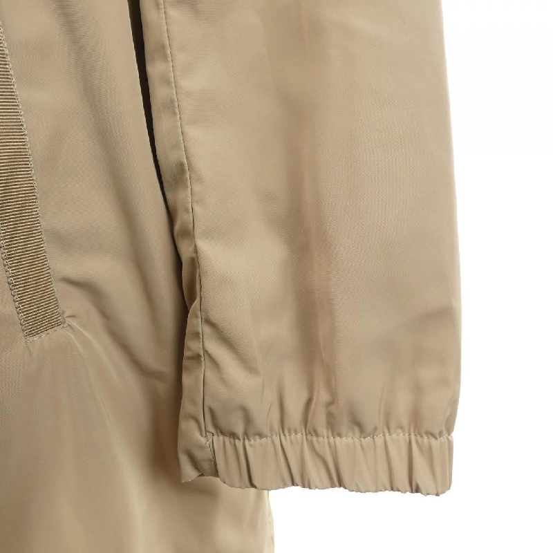 Áo khoác MONCLER TUILE - Hàng hiệu Chính hãng 821366