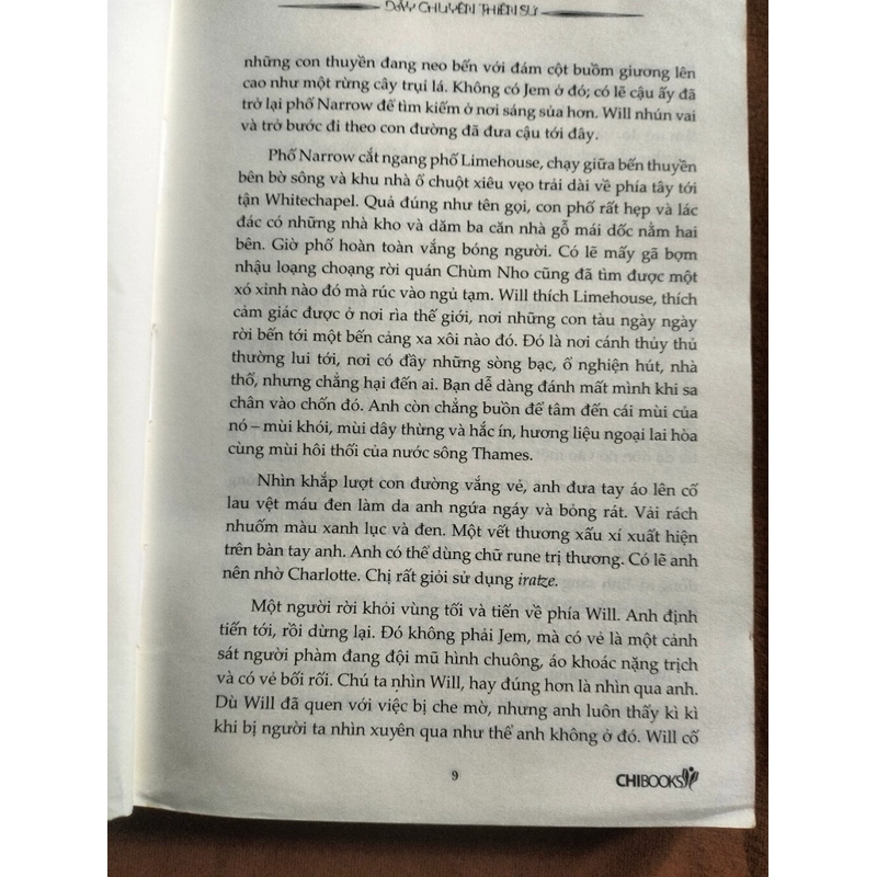 "Quân Đoàn Hủy Diệt – Dây Chuyền Thiên Sứ" - Cassandra Clare 548378