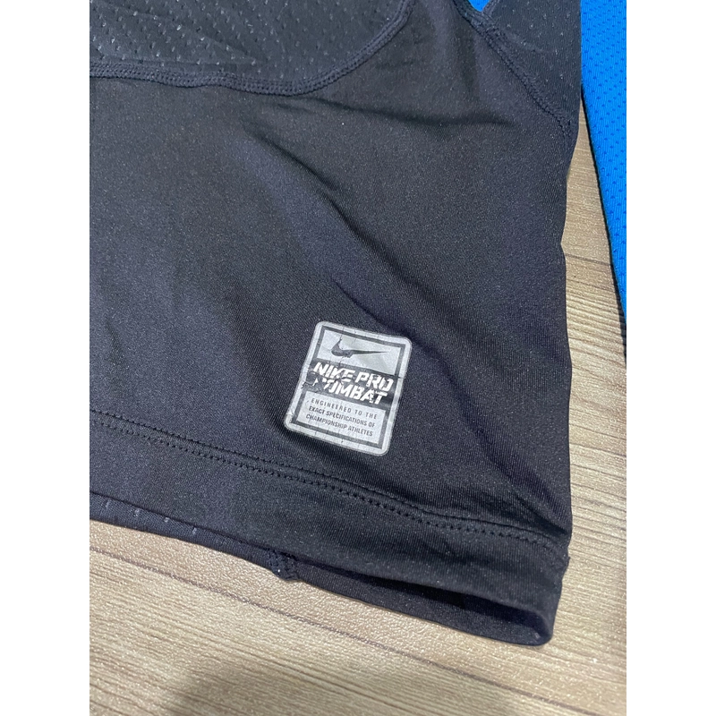Áo giữ nhiệt dài tay Nike Pro COMBAT 381311