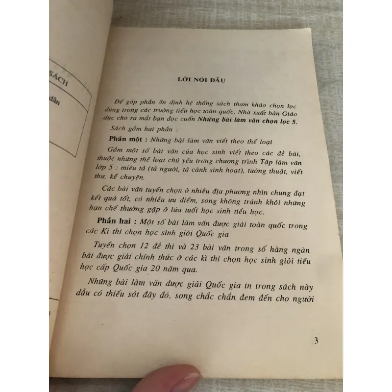 Những bài làm văn chọn lọc 995092
