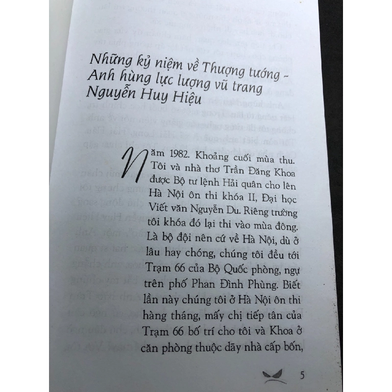 Bến sông tuổi thơ 2009 mới 80% bẩn nhẹ Lê Hoài Nam HPB0906 SÁCH VĂN HỌC 915069