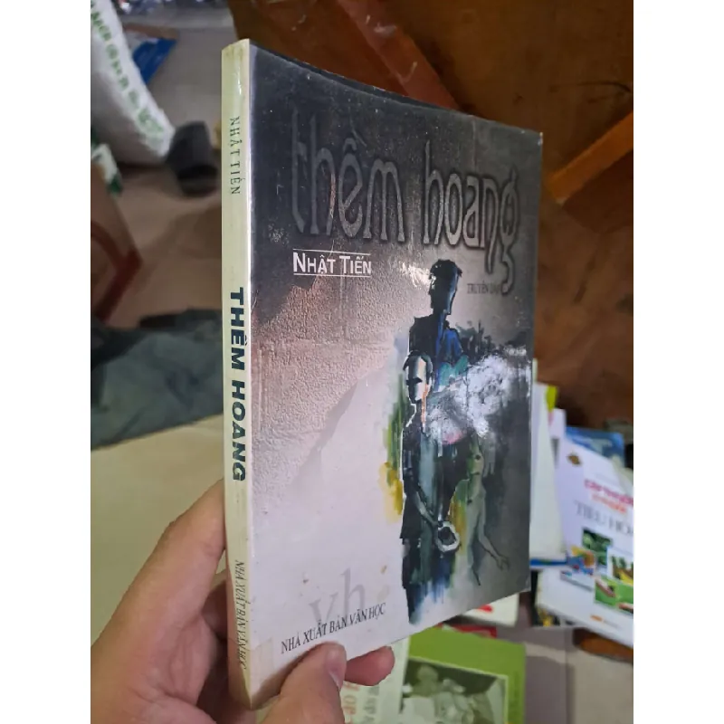 Thềm Hoang - Nhật Tiến TRUYỆN DÀI HCM1008 577197