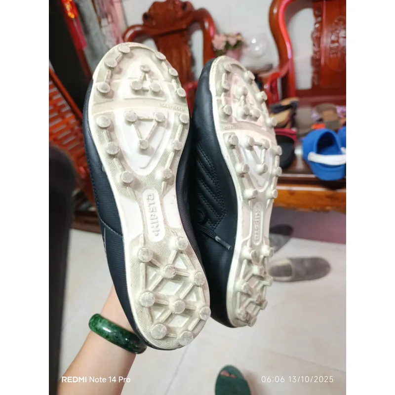 Giày bóng đá thể thao Nam  590989