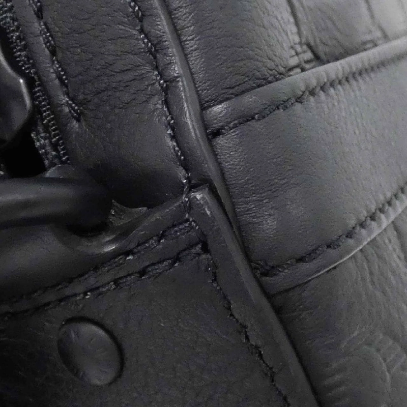 Túi đeo chéo Louis Vuitton Monogram Shadow Trio M46602 610992