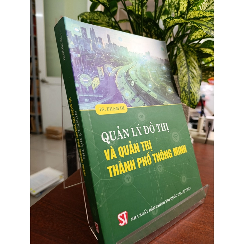 QUẢN LÝ ĐÔ THỊ VÀ QUẢN TRỊ THÀNH PHỐ THÔNG MINH 543879