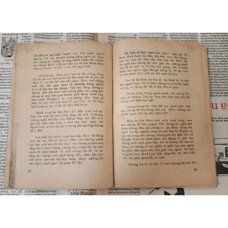 Tiểu thuyết HỒI CHUÔNG THIÊN MỤ (Phan Trần Chúc) - 186 trang 993525