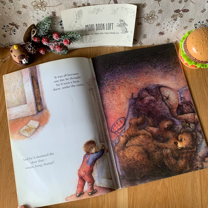 Sách tranh The Bear Under the Stairs, Used, Picture Book For Kids 442998