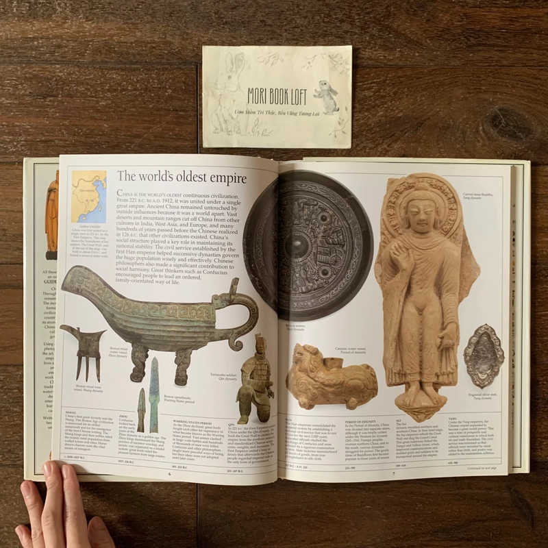 Sách ngoại văn China (Eyewitness Guides), Used, Bìa cứng 542203