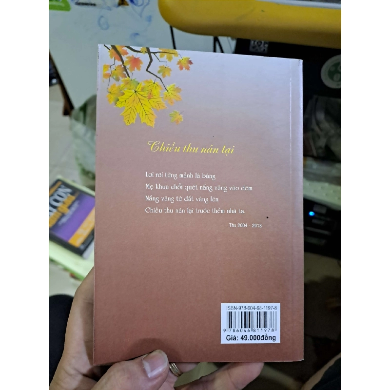 Bốn câu lục bát thơ Quang Chuyền mới 90% 2014 Văn học Việt Nam HCM1809 923782