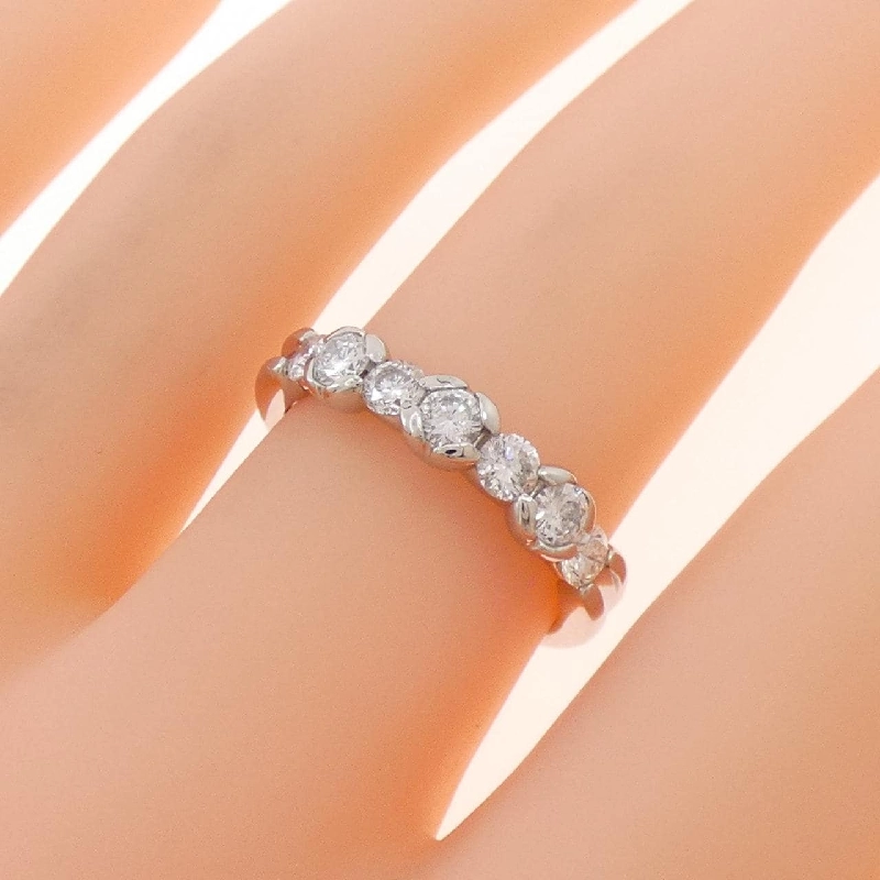 Nhẫn kim cương PT900 0.7CT - Hàng hiệu Authentic 855081